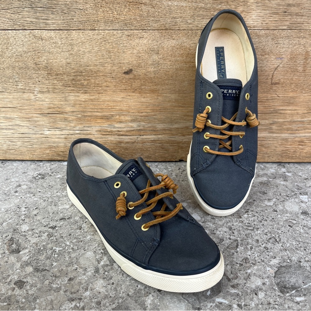 Sperry Women’s Top Sider Seacoast Navy Blue Canvas Casual Slip On Lace Sneakers